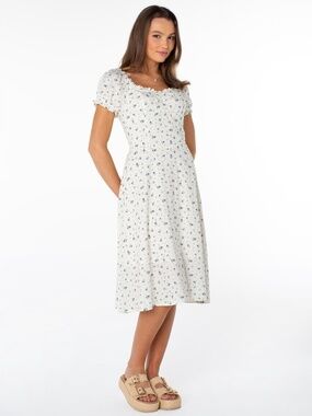 NWT Celebrity Blue Ivory Floral Puff Sleeve Midi Dress Size XL